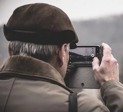 Icon design for the elderly